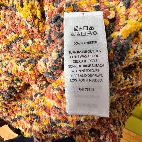 Rachel Zoe Popcorn Confetti Knit V Neck Neutral Soft Cozy Sweater - Picture 4 of 5